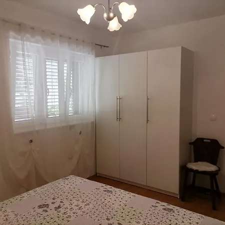 Ljube - Quiet Location *