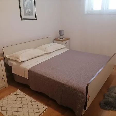 Ljube - Quiet Location Appartement Lovište