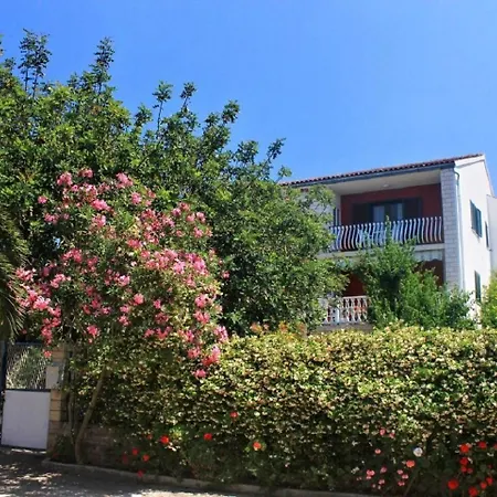 Ljube - Quiet Location
