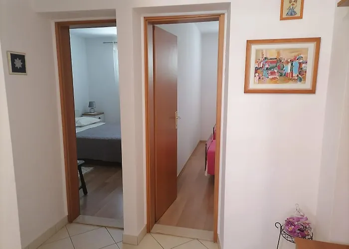 Ljube לוביסטה